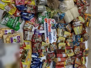 Gửi thực phẩm sang Hàn Quốc: mì, phở, bánh kẹo, đồ sấy đóng gói tại kho Thế Phong